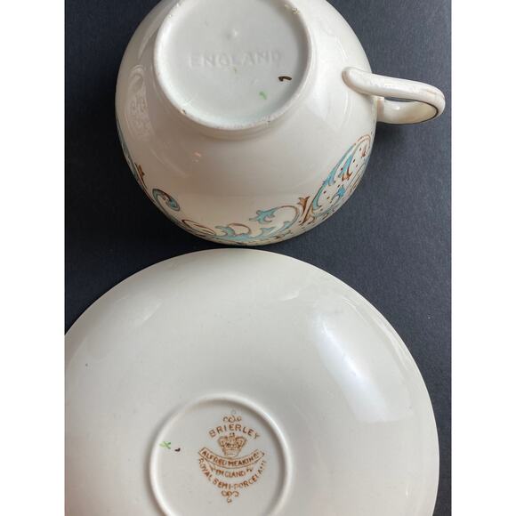 Rare Alfred Meakin Brierley Teacup & Saucer Set (3 Cups, 2 Saucers) | Antique - Picture 6 of 10